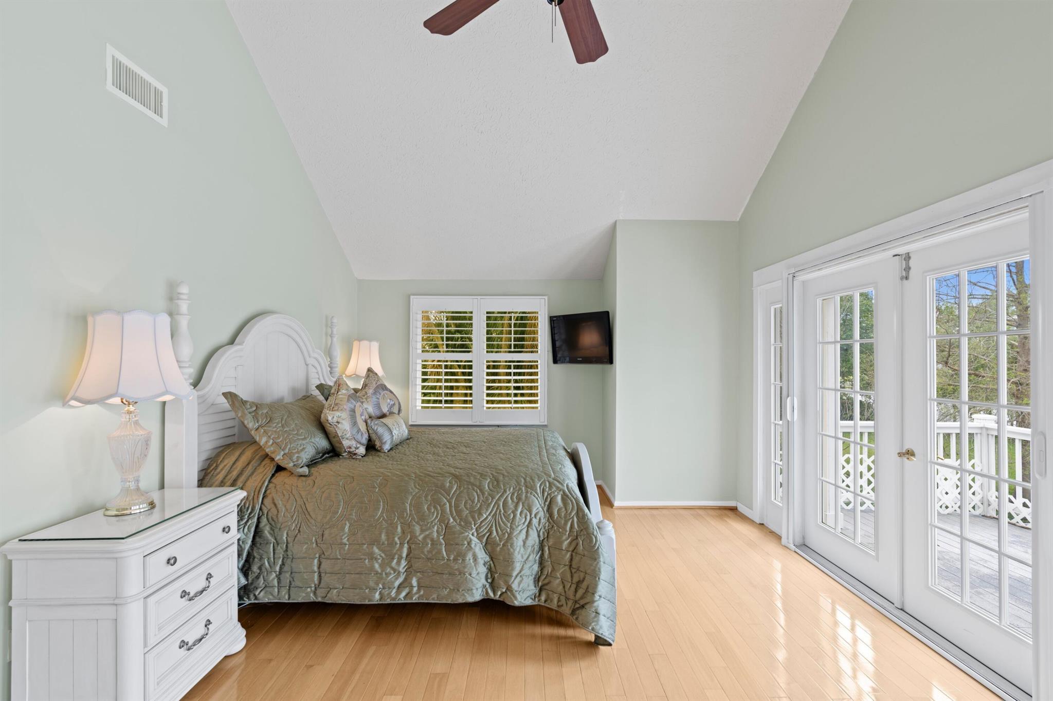 VIKINGS LANDING PHASE II - Residential Lease