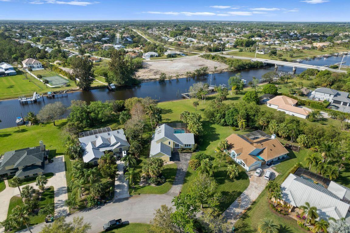 VIKINGS LANDING PHASE II - Residential Lease