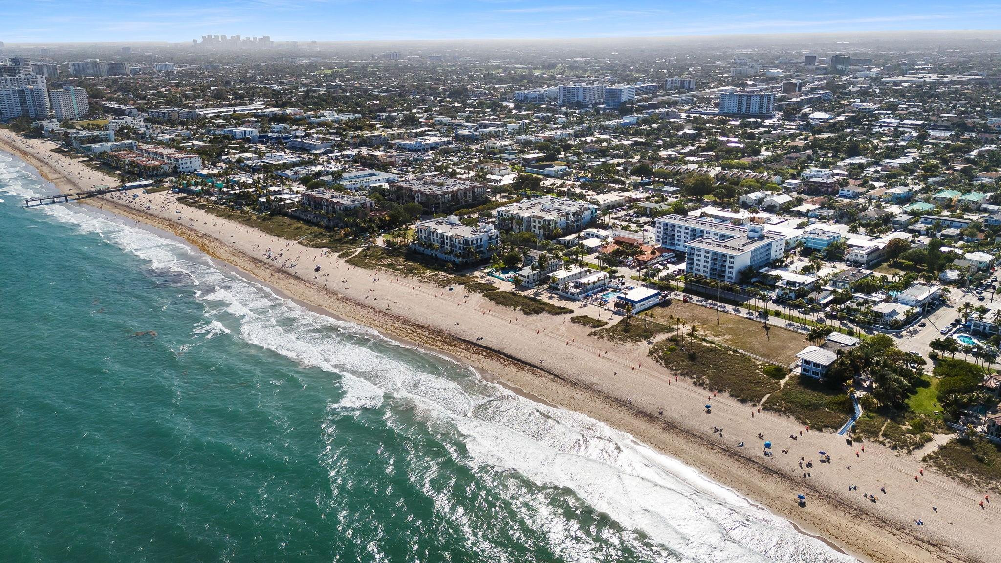 4546-4560 El Mar Drive