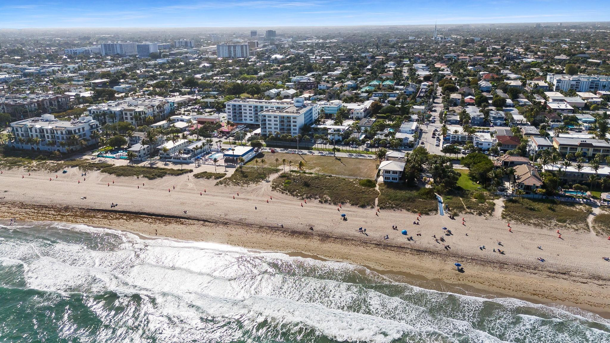 4546-4560 El Mar Drive