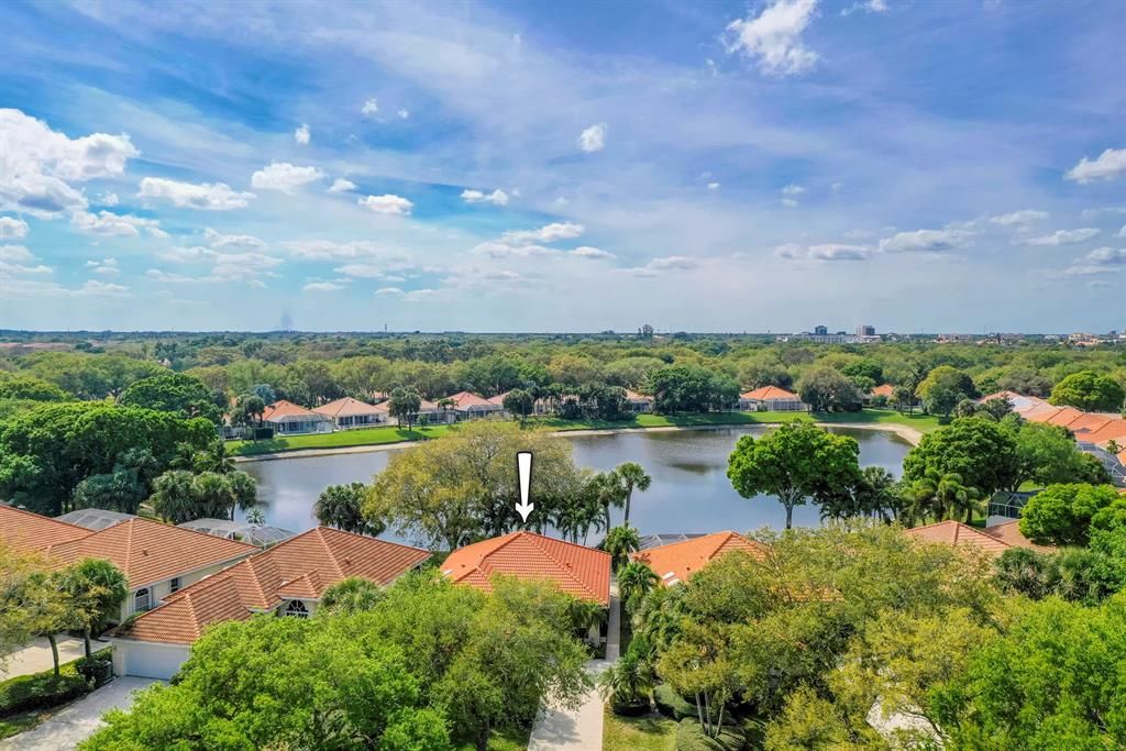 Photo of 162 E Tall Oaks Circle, Palm Beach Gardens, FL 33410 (MLS # R10698077)