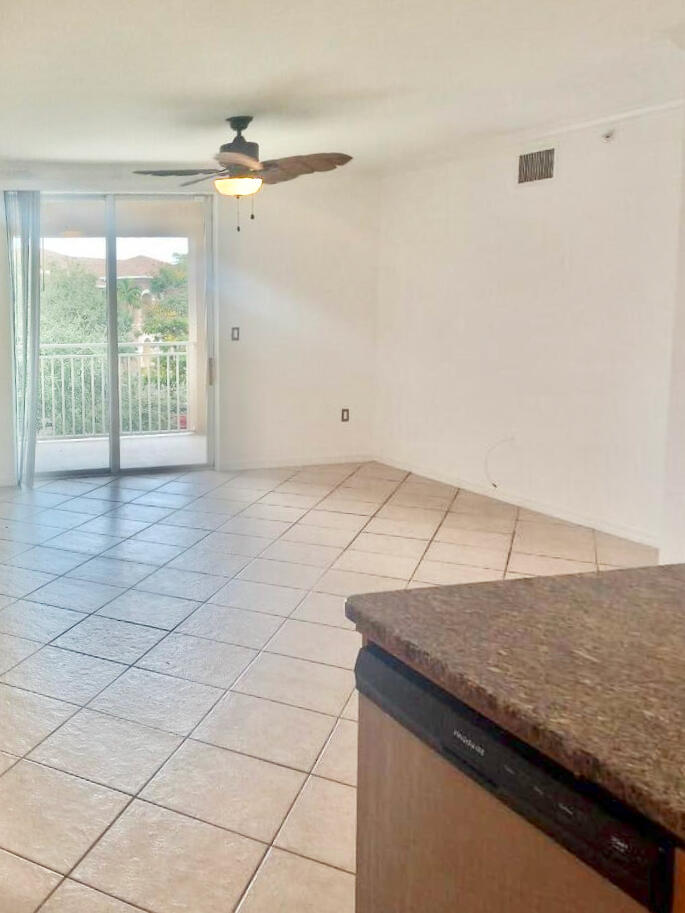 6450 Emerald Dunes Drive 301