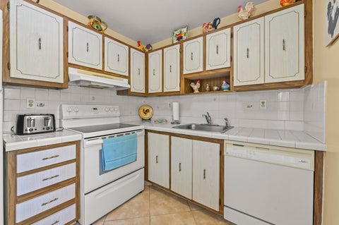 Tiny photo for 507 Normandy K, Delray Beach, FL 33484 (MLS # B26028339)