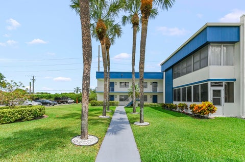 Photo of 507 Normandy K, Delray Beach, FL 33484 (MLS # B26028339)