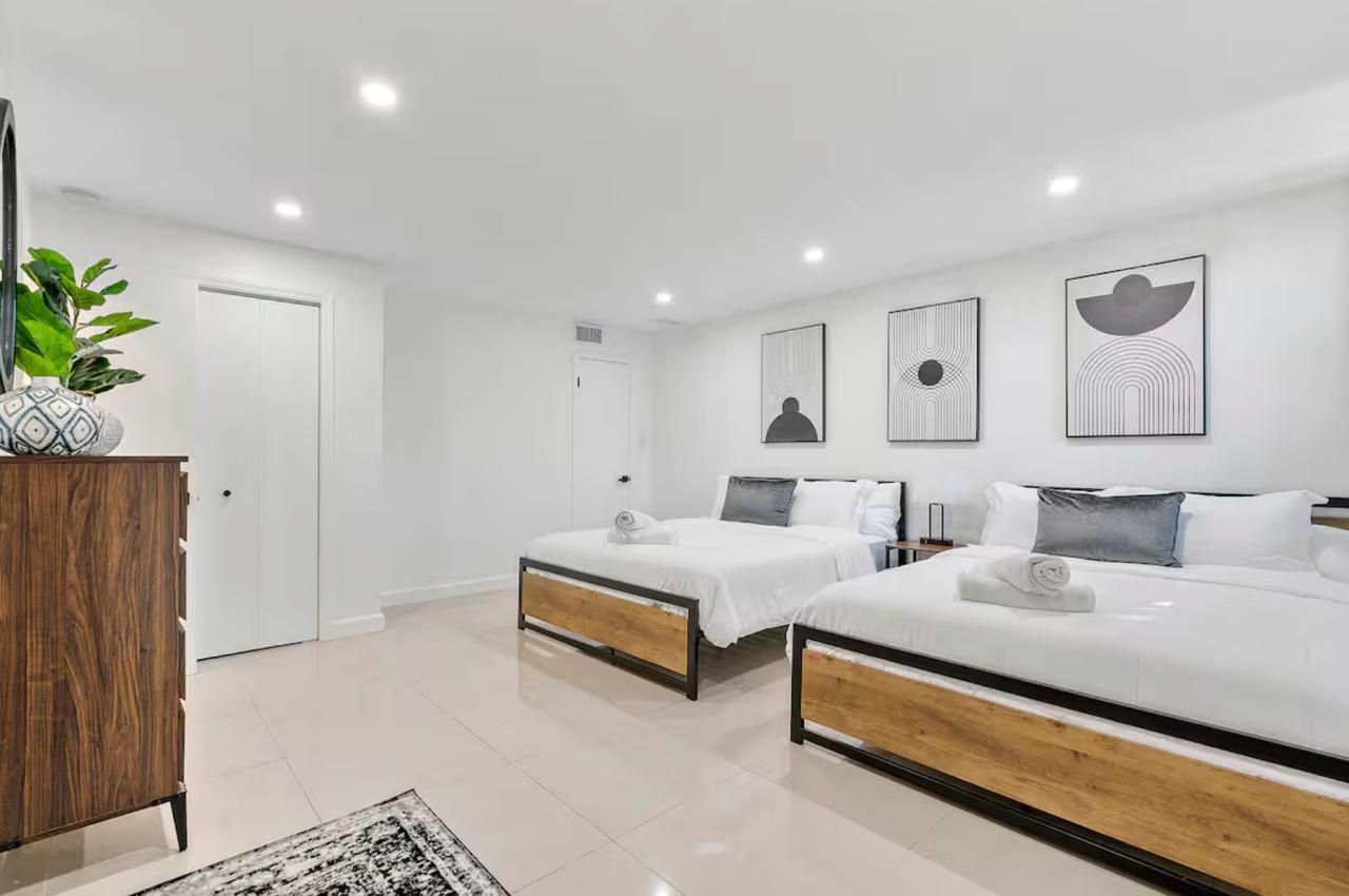 MALVINA PARK - Residential Lease