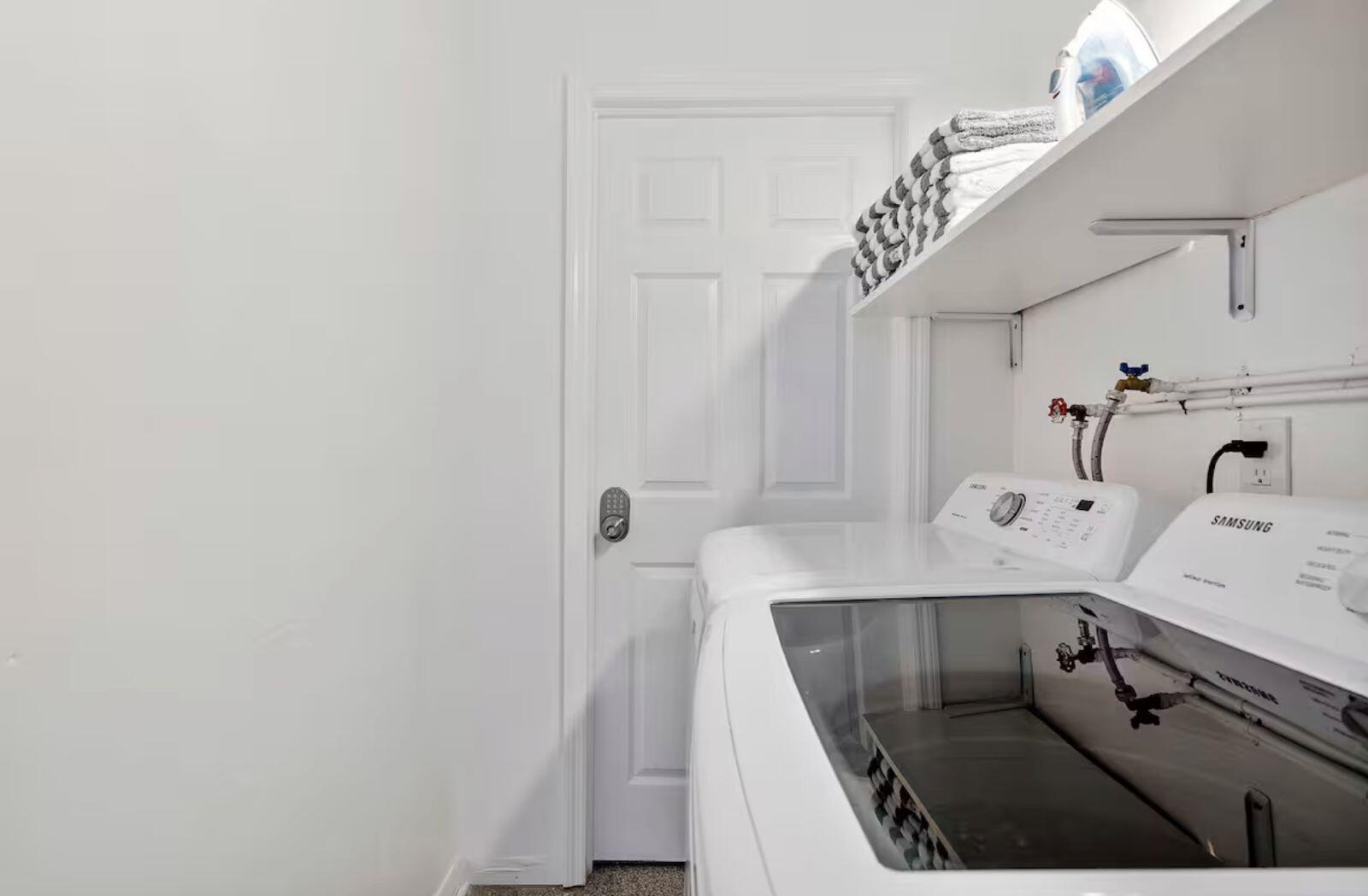 MALVINA PARK - Residential Lease