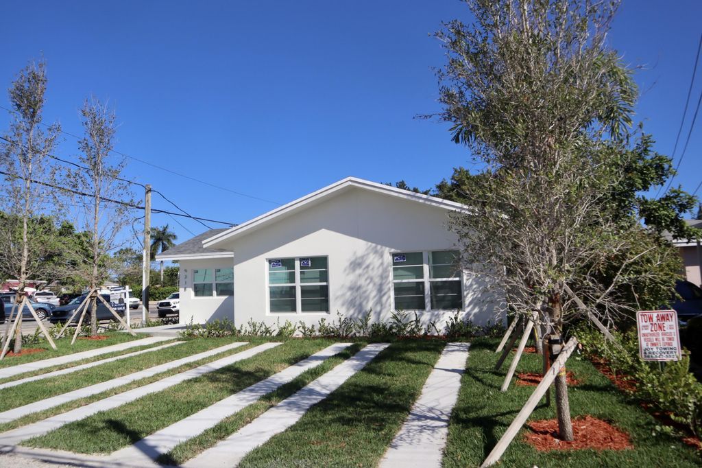 Photo of 931 N J Street #B, Lake Worth Beach, FL 33460 (MLS # R11069520)