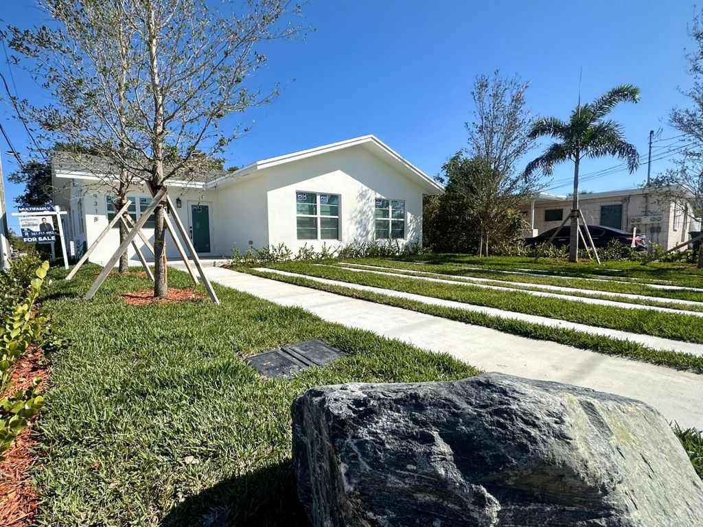 Photo of 931 N J Street #B, Lake Worth Beach, FL 33460 (MLS # R11069520)