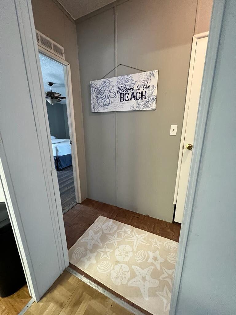 LAR-KEE LAKES 3RD ADDITION - Residential