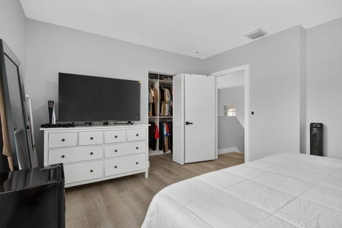 Tiny photo for 2911 E SABLE Circle, Margate, FL 33063 (MLS # B26084030)