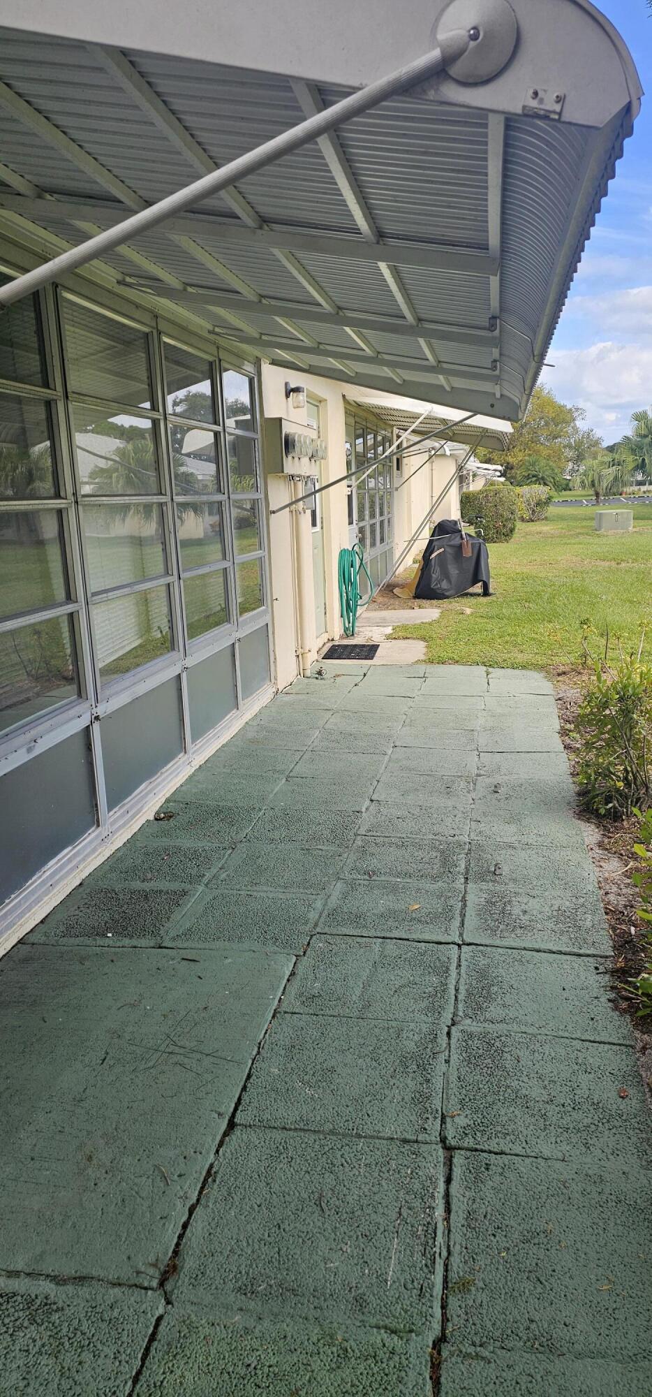 HIGH POINT OF FORT PIERCE CONDOMINIUM SECTION 1 - Residential Lease