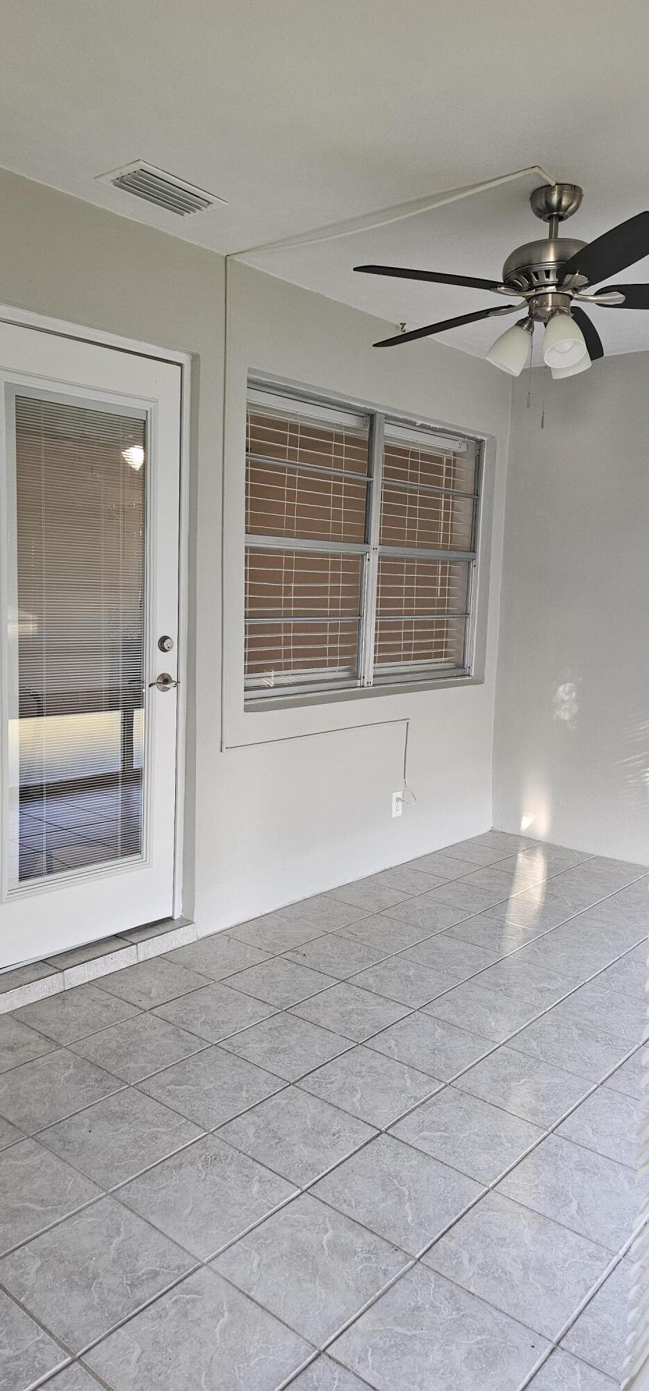 HIGH POINT OF FORT PIERCE CONDOMINIUM SECTION 1 - Residential Lease