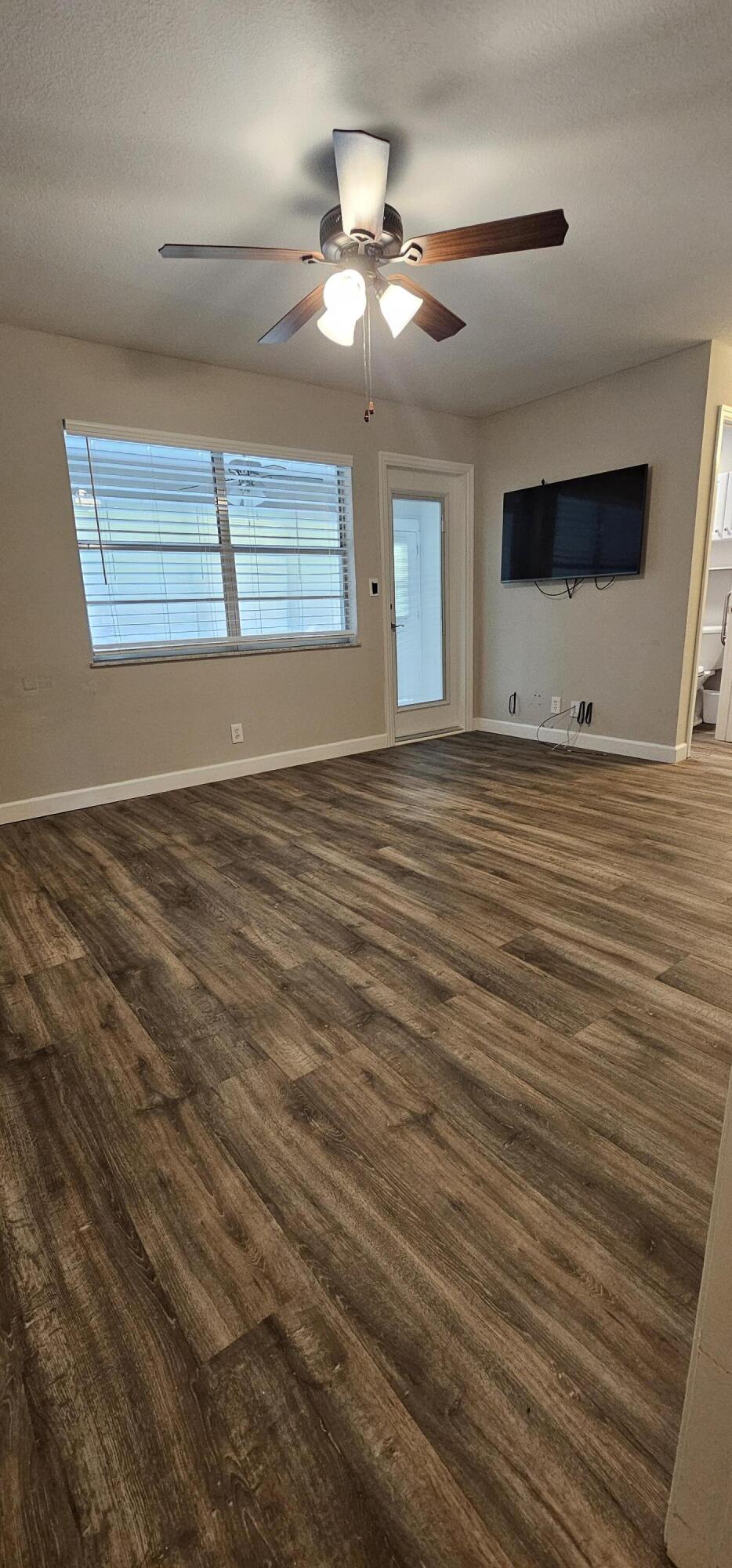 HIGH POINT OF FORT PIERCE CONDOMINIUM SECTION 1 - Residential Lease