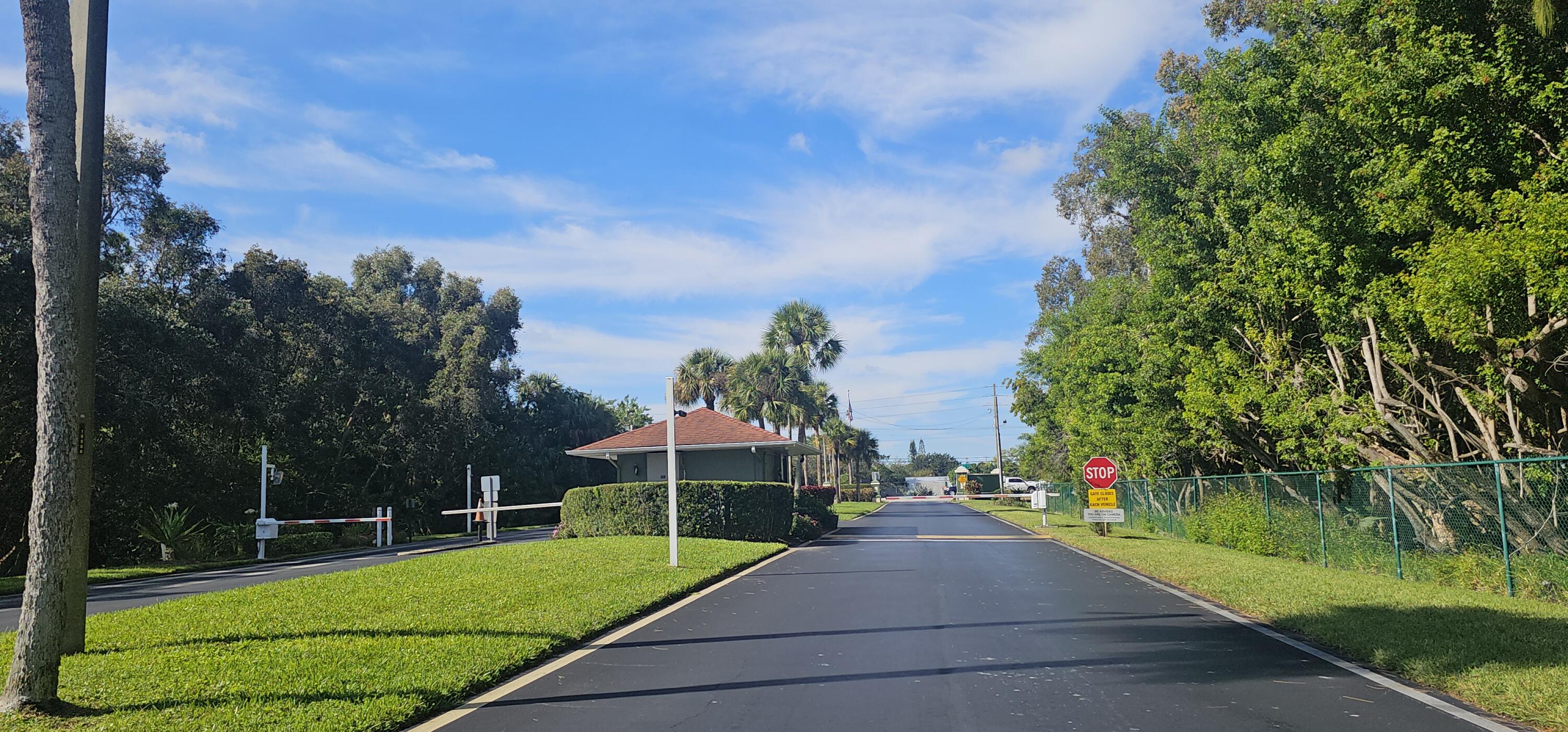HIGH POINT OF FORT PIERCE CONDOMINIUM SECTION 1 - Residential Lease