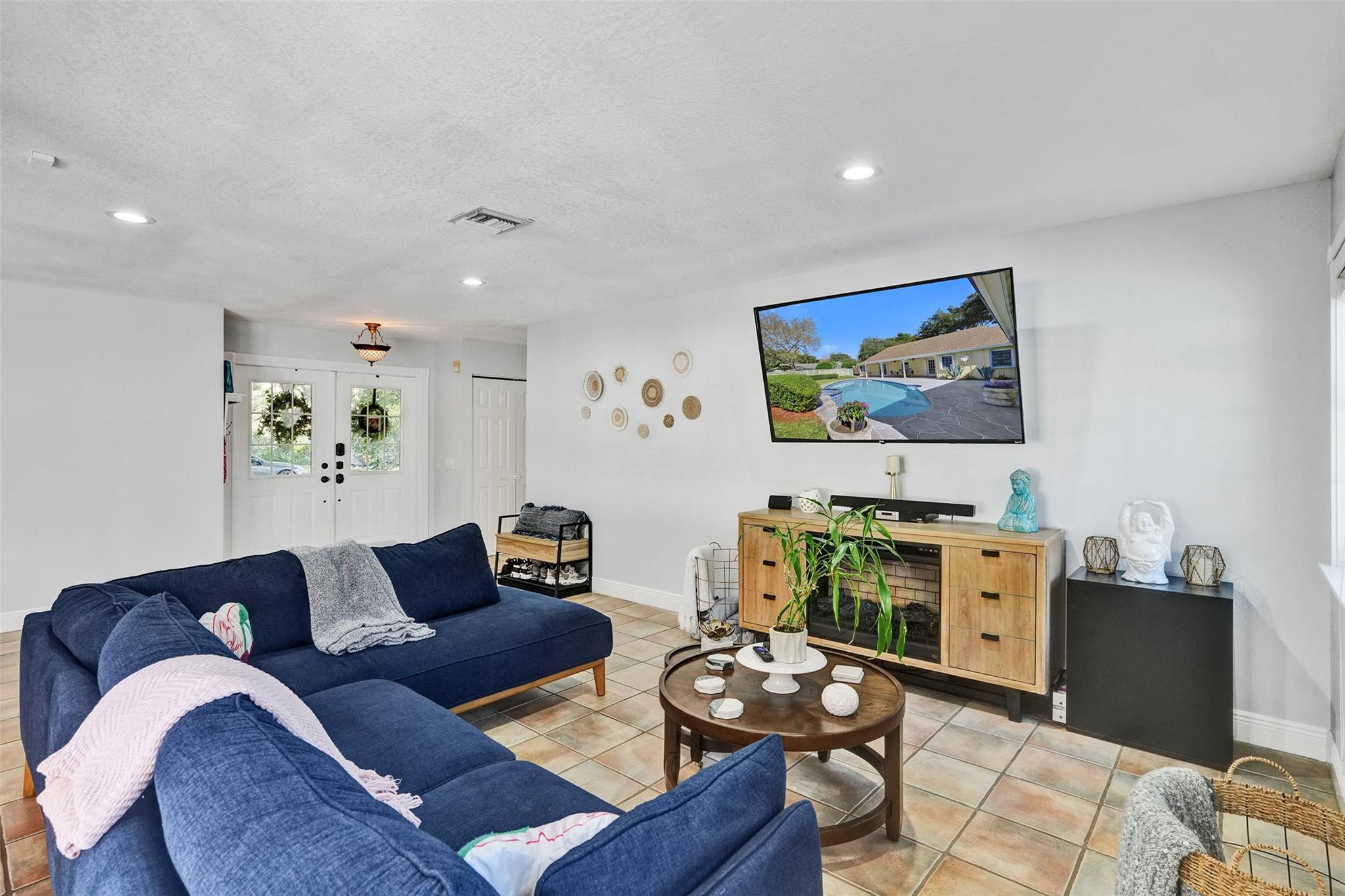 Country Walk Sec 03 - Residential