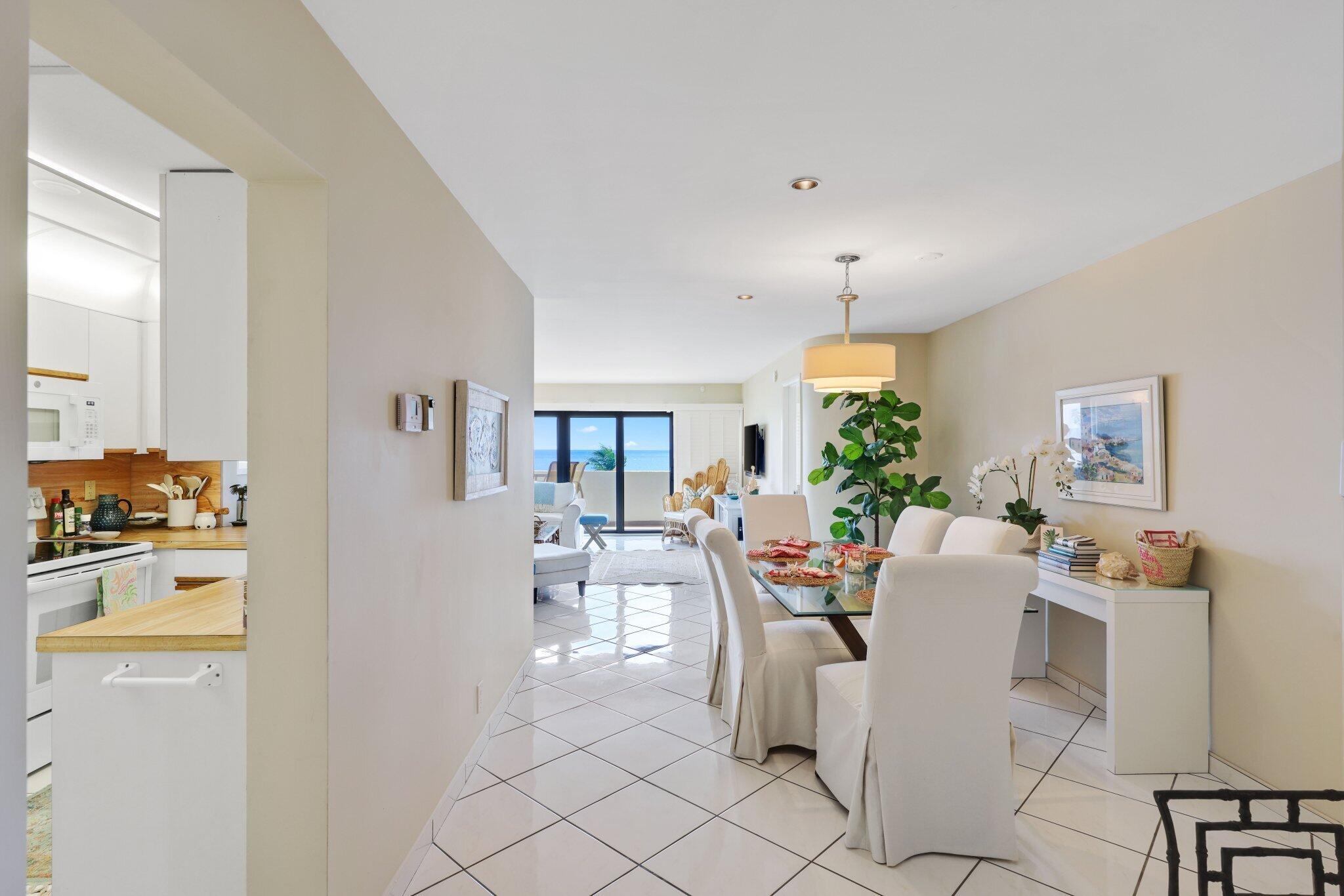 330 SE 20th Avenue 413, Deerfield Beach, FL, 33441/$999,000 4 330 SE 20th Avenue 413