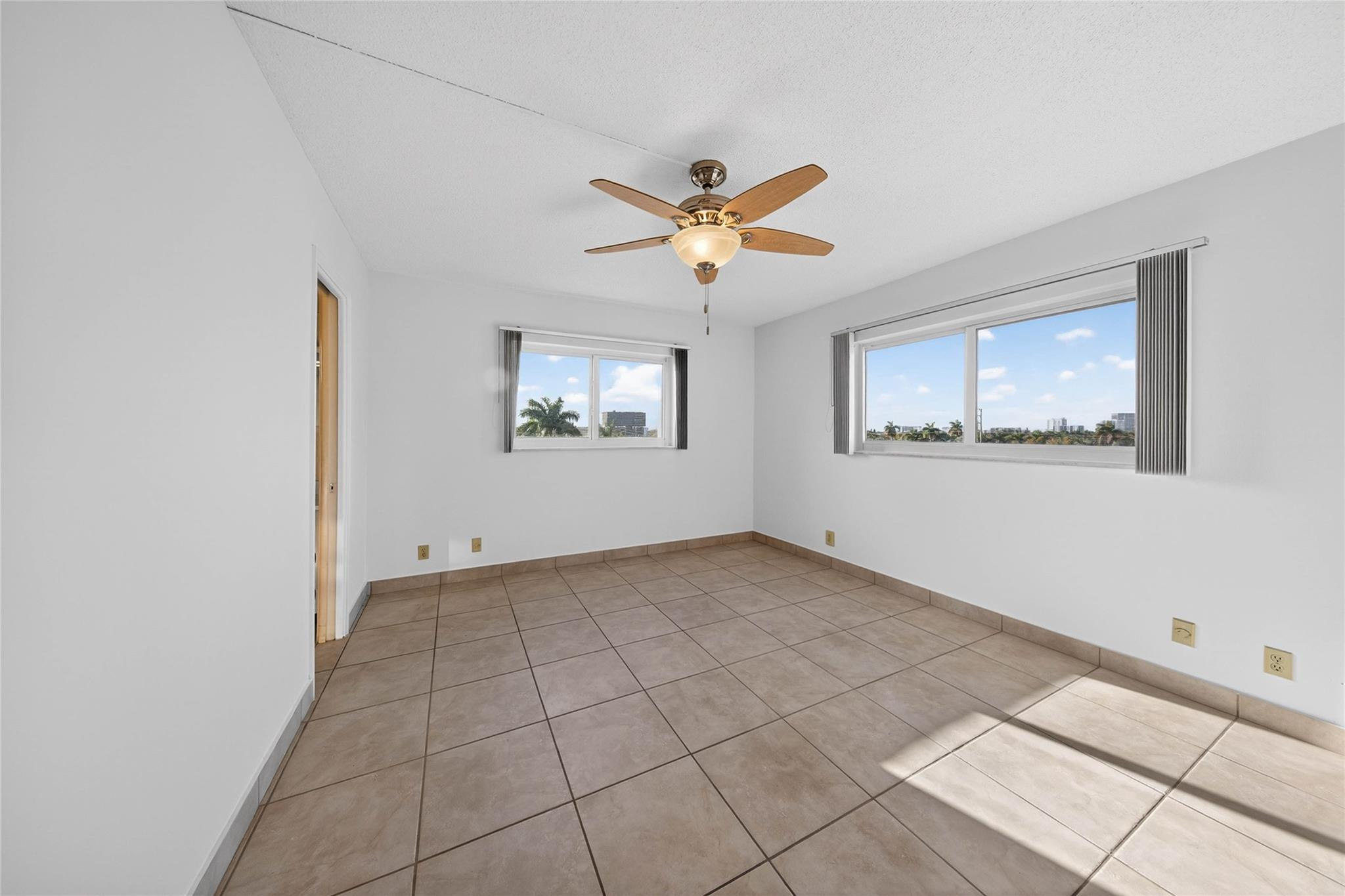 Meadowbrook Towers - Residential