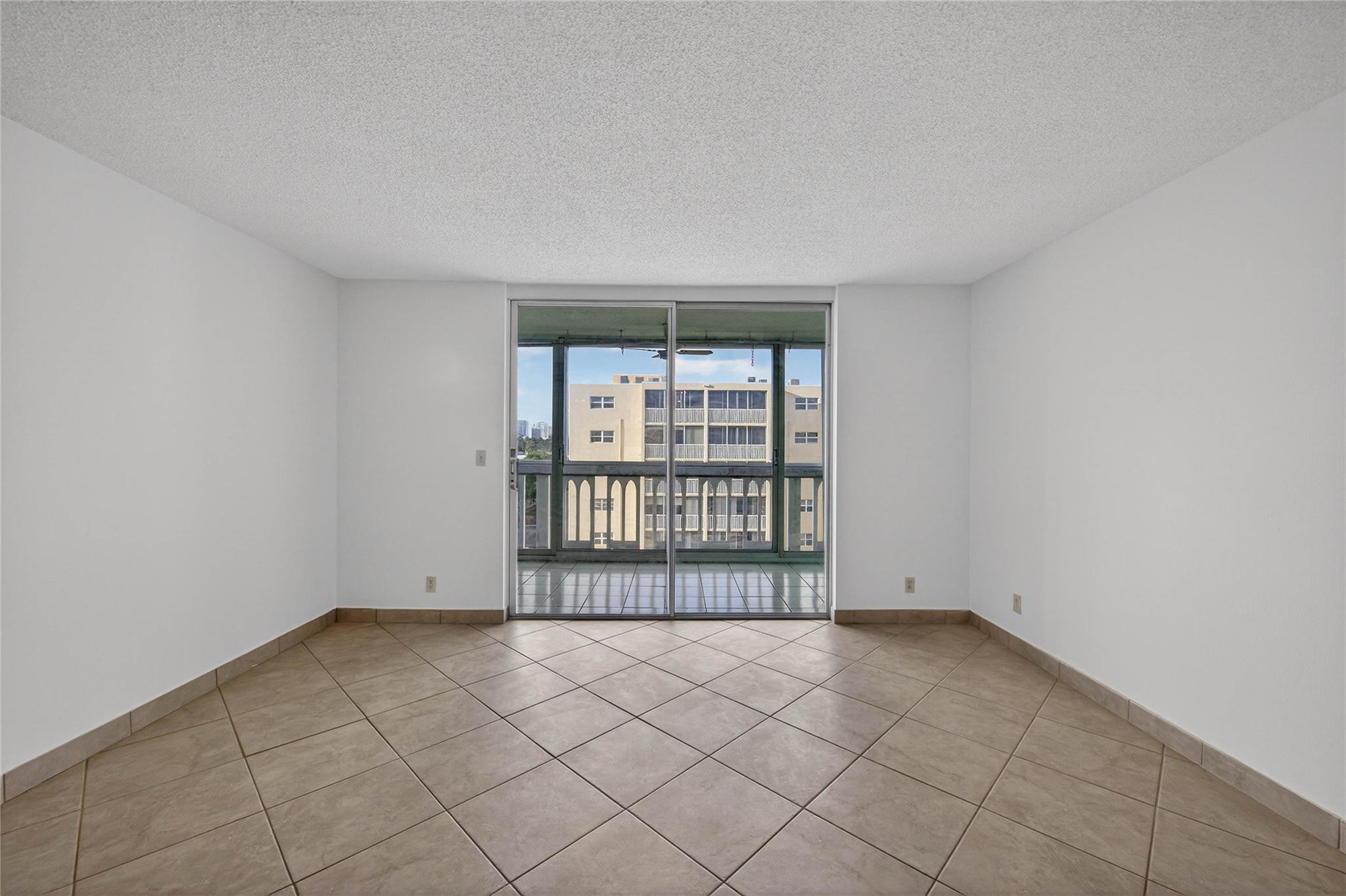 Meadowbrook Towers - Residential