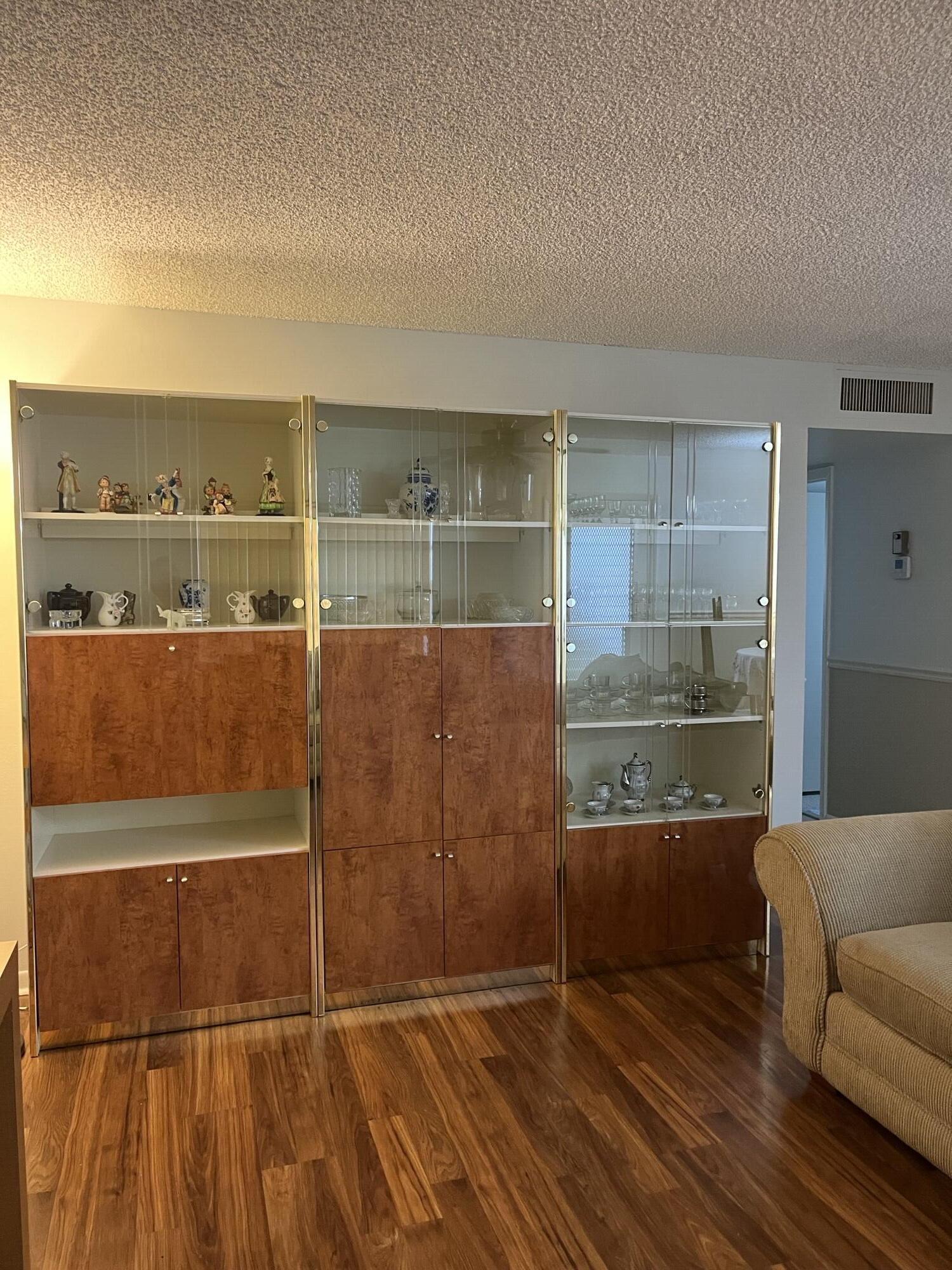 KINGS POINT NORMANDY CONDOS - Residential