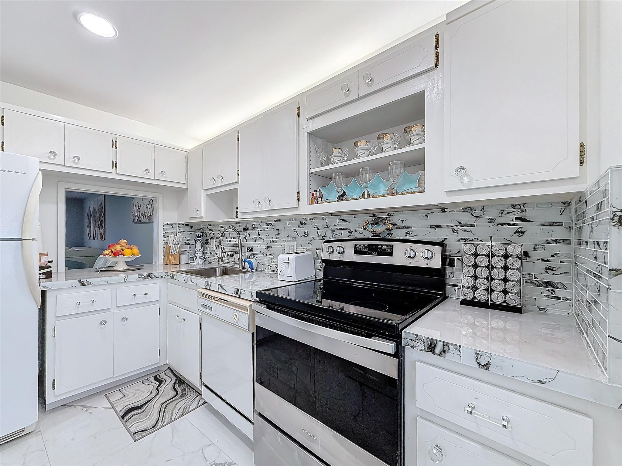 GARDEN-AIRE SEA HEAVEN - Residential