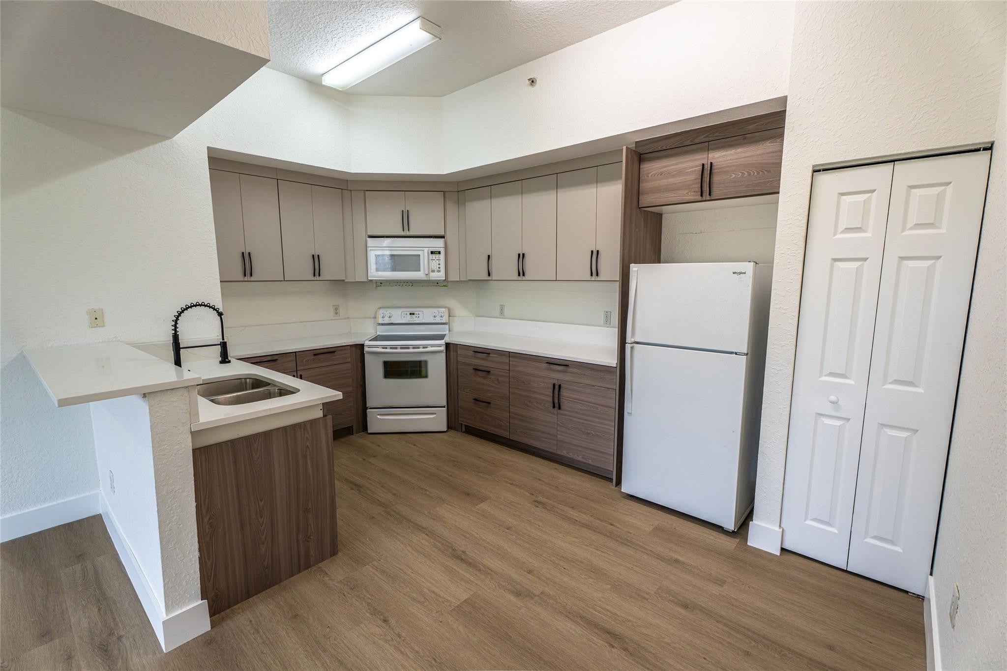 2801 Riverside Drive 301-S