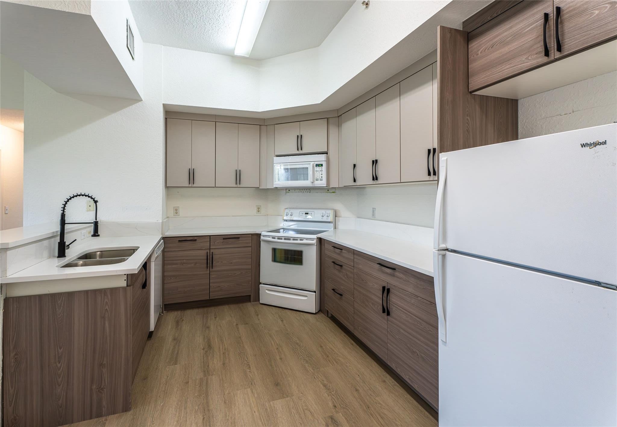 2801 Riverside Drive 301-S
