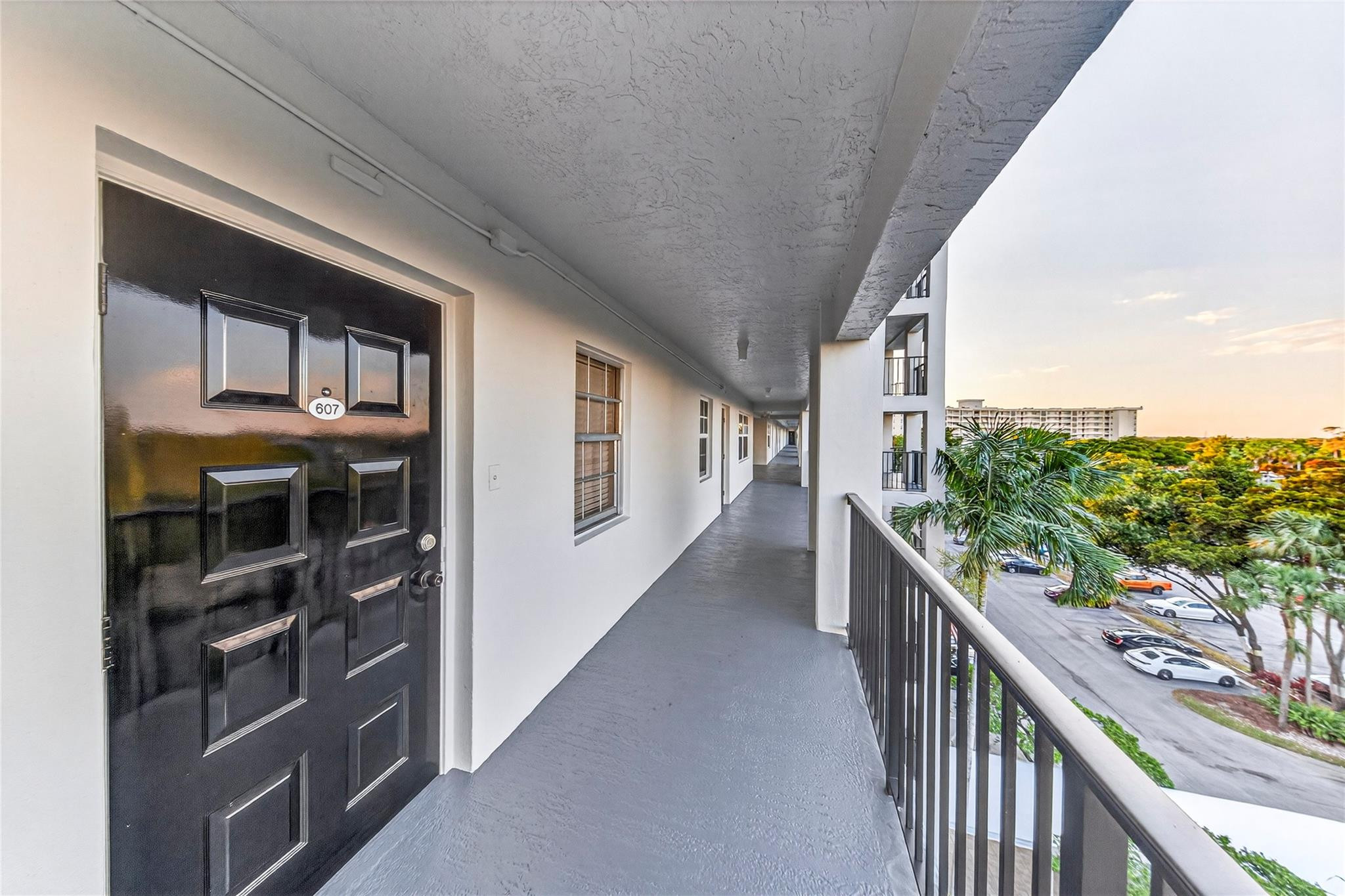 NO 53 PALM-AIRE COUNTRY CLUB - Residential