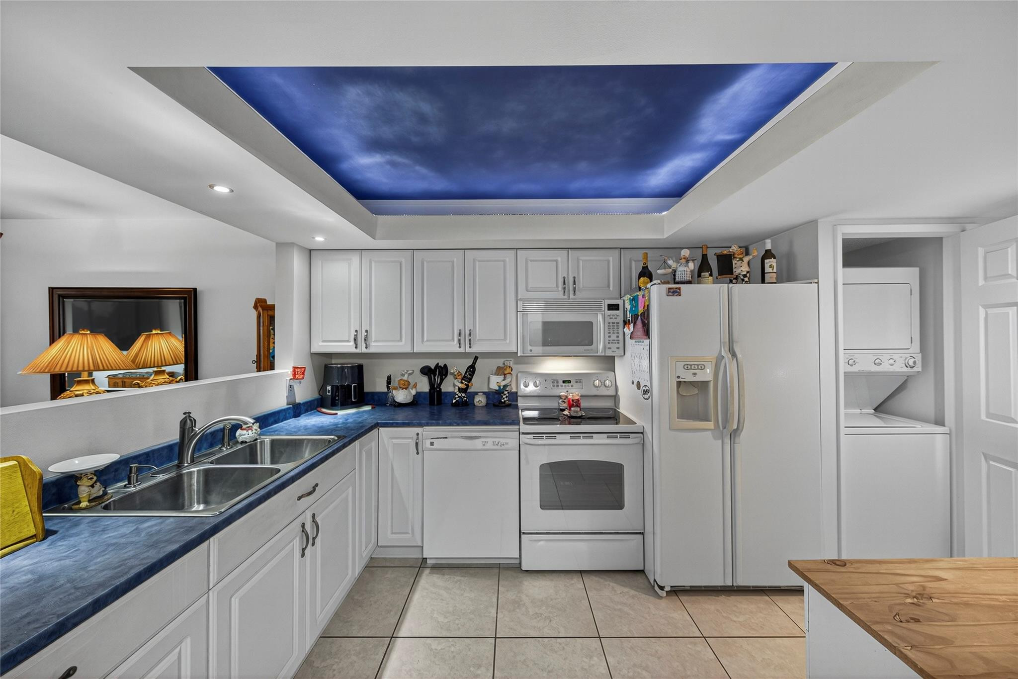 NO 53 PALM-AIRE COUNTRY CLUB - Residential