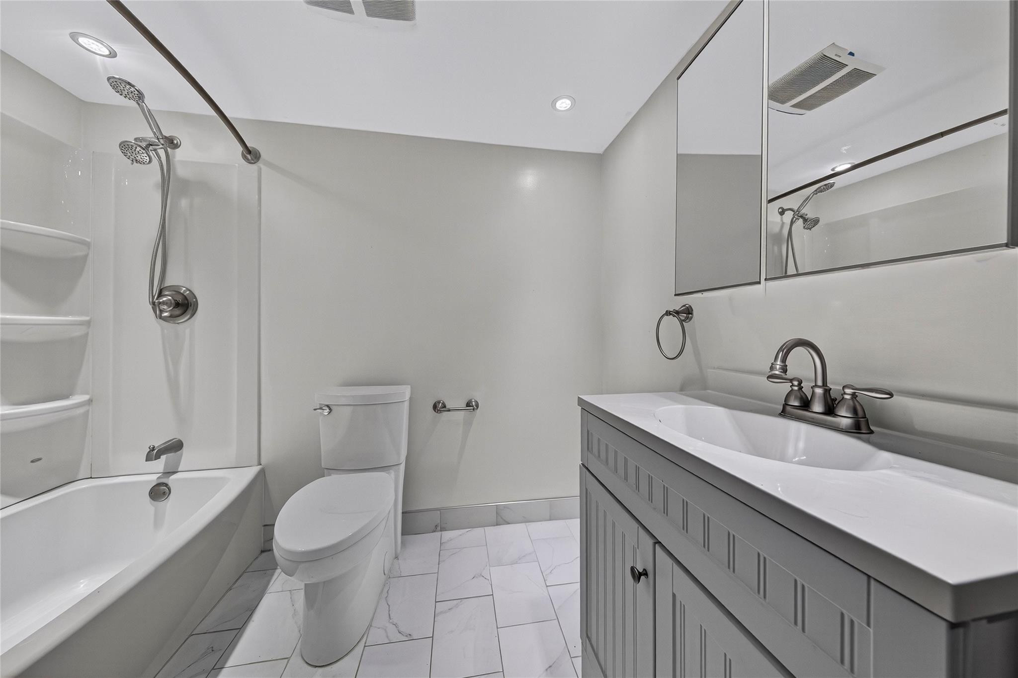 NO 53 PALM-AIRE COUNTRY CLUB - Residential