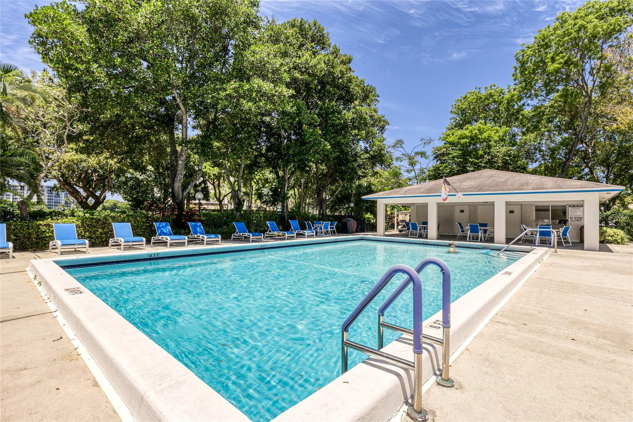 NO 53 PALM-AIRE COUNTRY CLUB - Residential