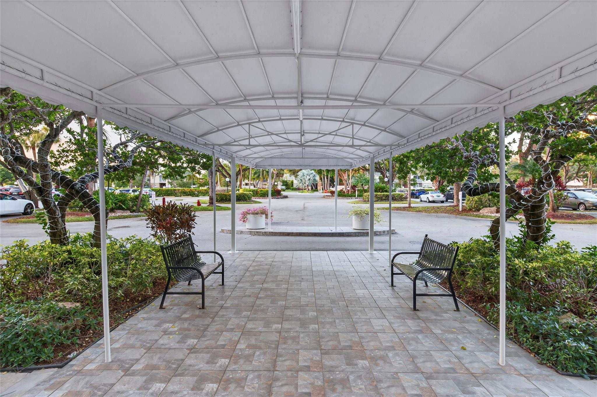 NO 53 PALM-AIRE COUNTRY CLUB - Residential