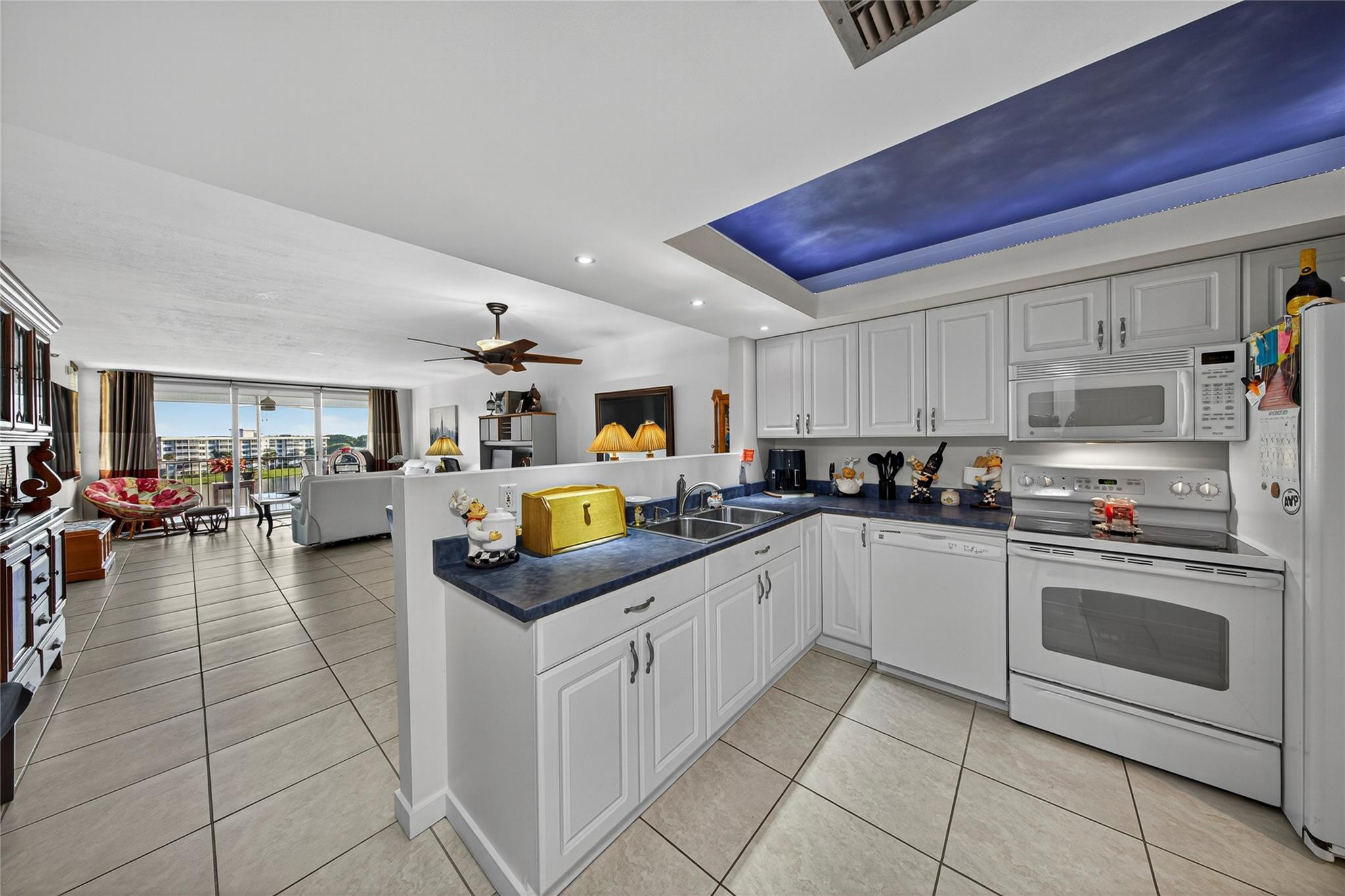 NO 53 PALM-AIRE COUNTRY CLUB - Residential