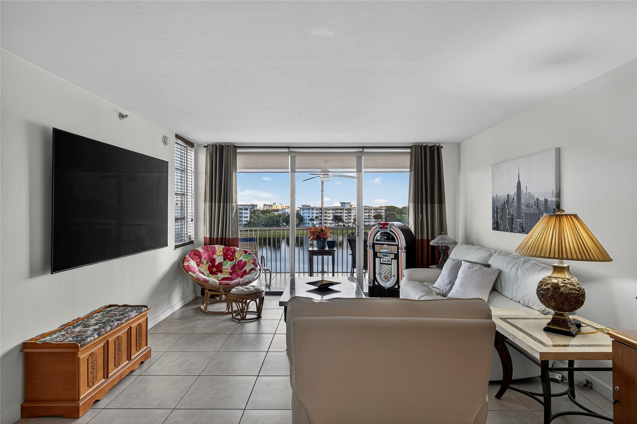 NO 53 PALM-AIRE COUNTRY CLUB - Residential