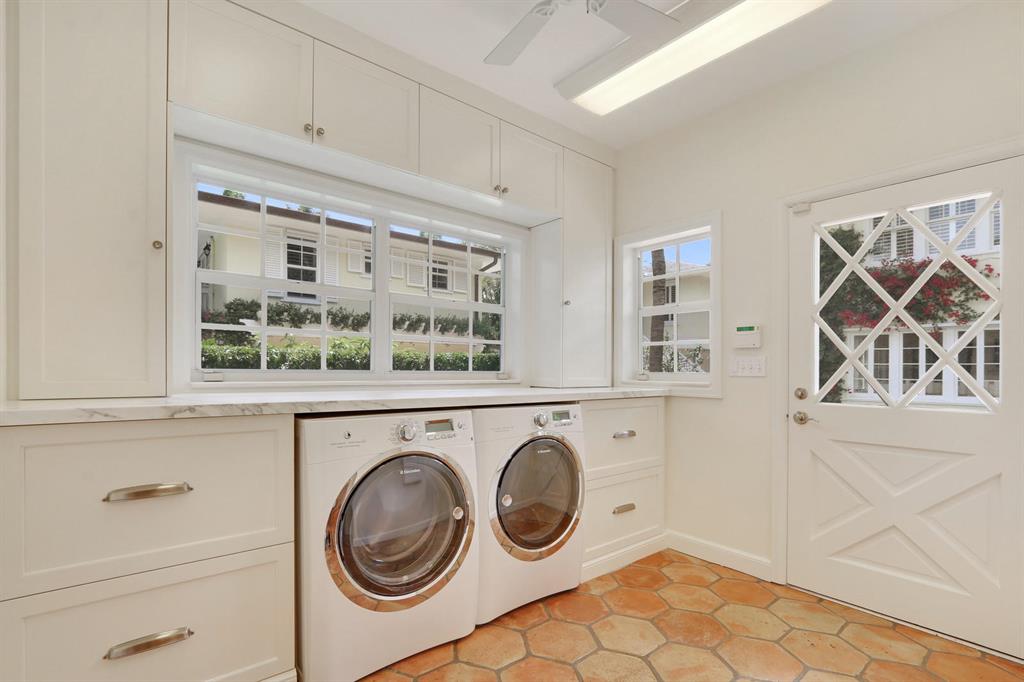 ROYAL PARK - Residential