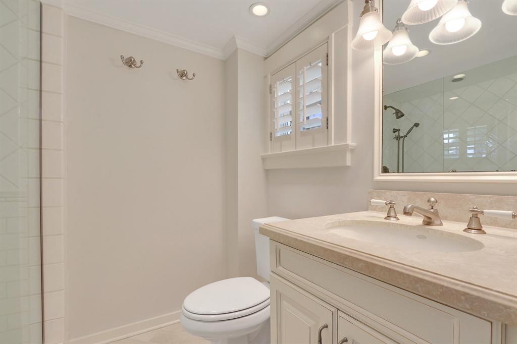 ROYAL PARK - Residential