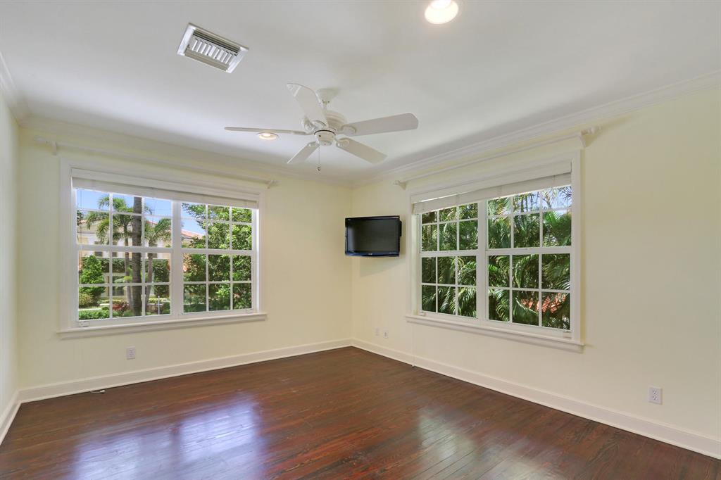 ROYAL PARK - Residential