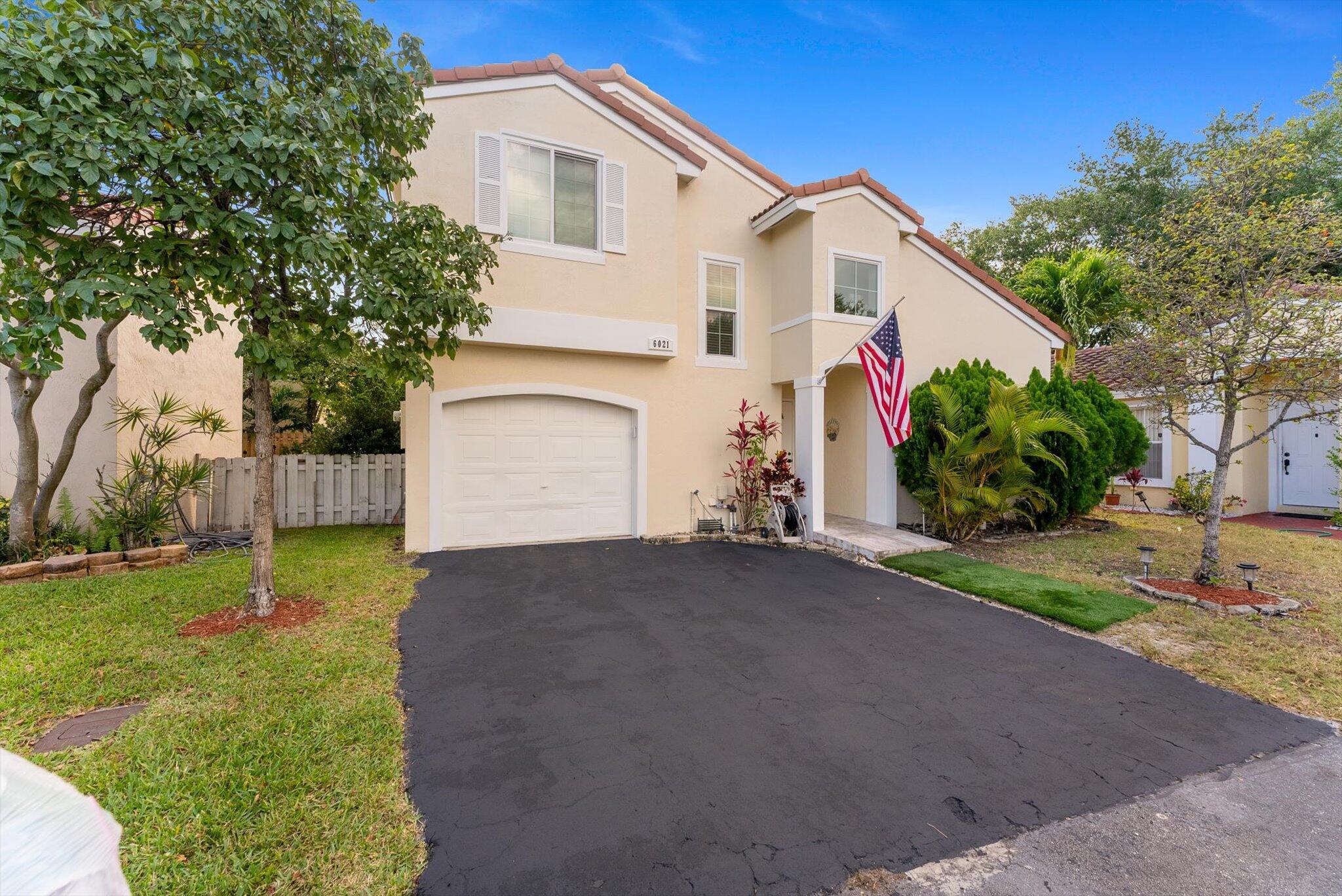 6021 NW 44 Way, Coconut Creek, FL, 33073/$530,000 1 6021 NW 44 Way