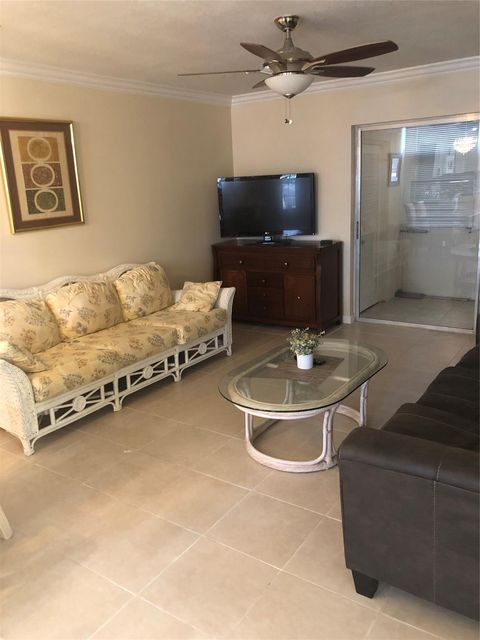 2787 Dudley Dr D West Palm Beach FL 33415