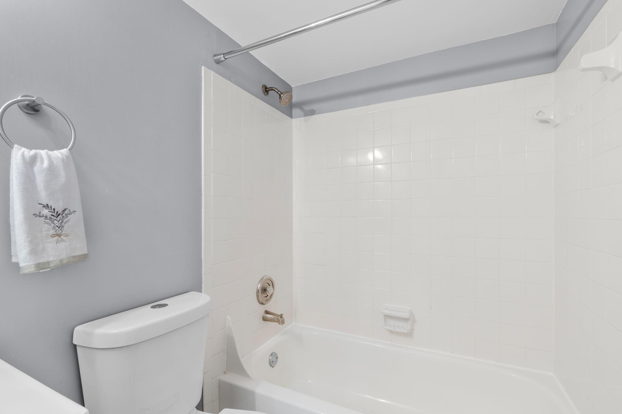 PALM VILLAGE CONDO - Residential