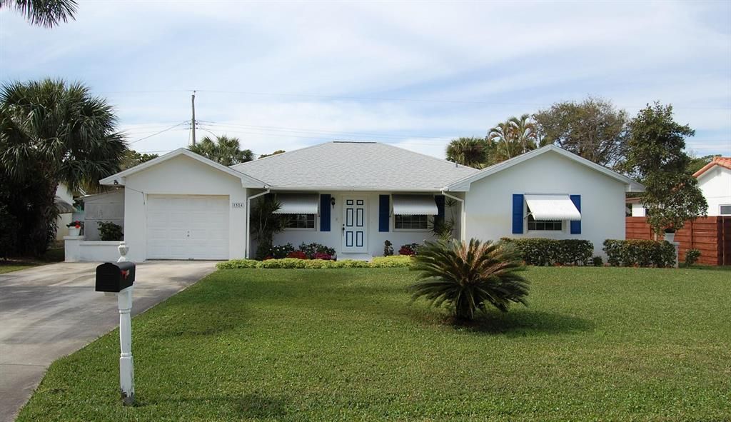 Photo of 1524 Lance Road, Jupiter, FL 33469 (MLS # R10685873)