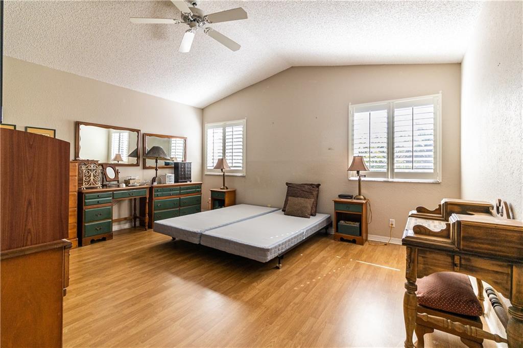 Portraits - Residential