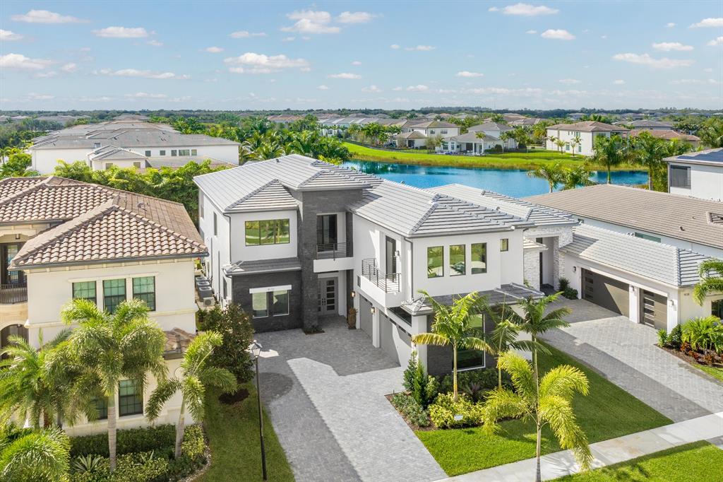 BOCA BRIDGES - Residential