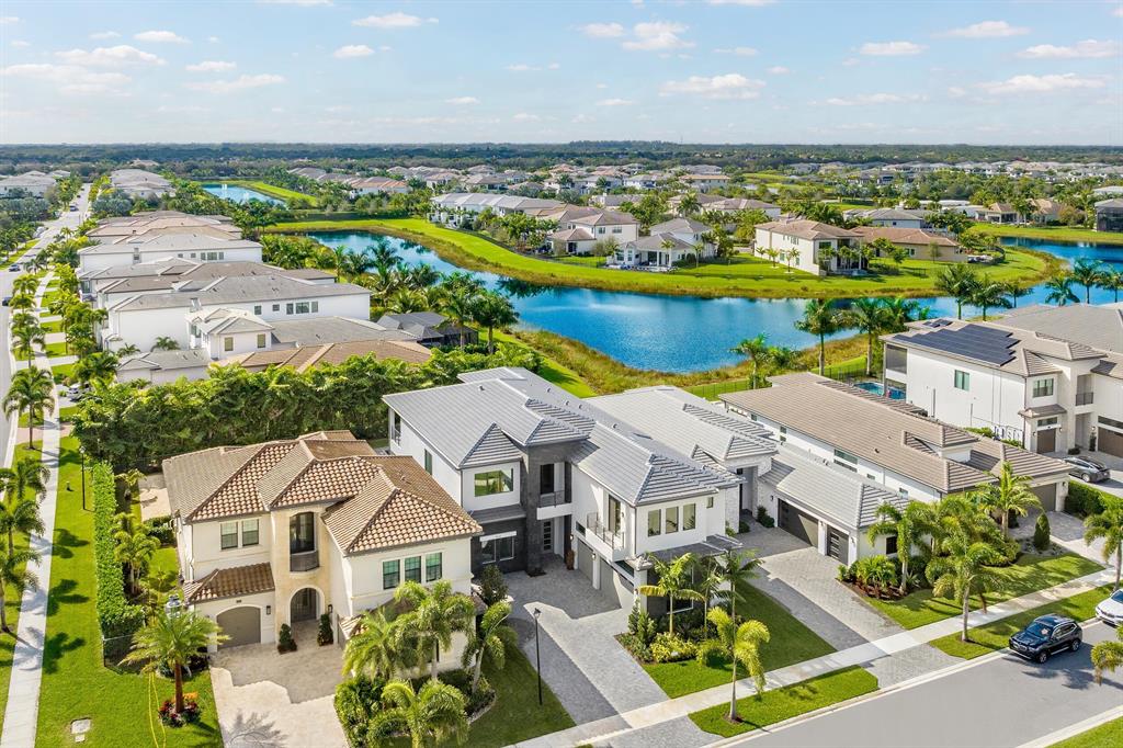 BOCA BRIDGES - Residential