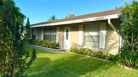 Photo of 8685 SE Keathley Court, Hobe Sound, FL 33455 (MLS # R11135696) Photo of 8685 SE Keathley Court, Hobe Sound, FL 33455 (MLS # R11135696)