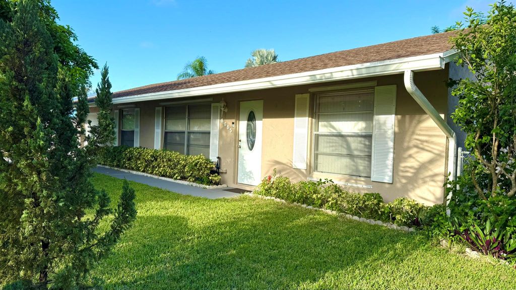 Photo of 8685 SE Keathley Court, Hobe Sound, FL 33455 (MLS # R11135696)