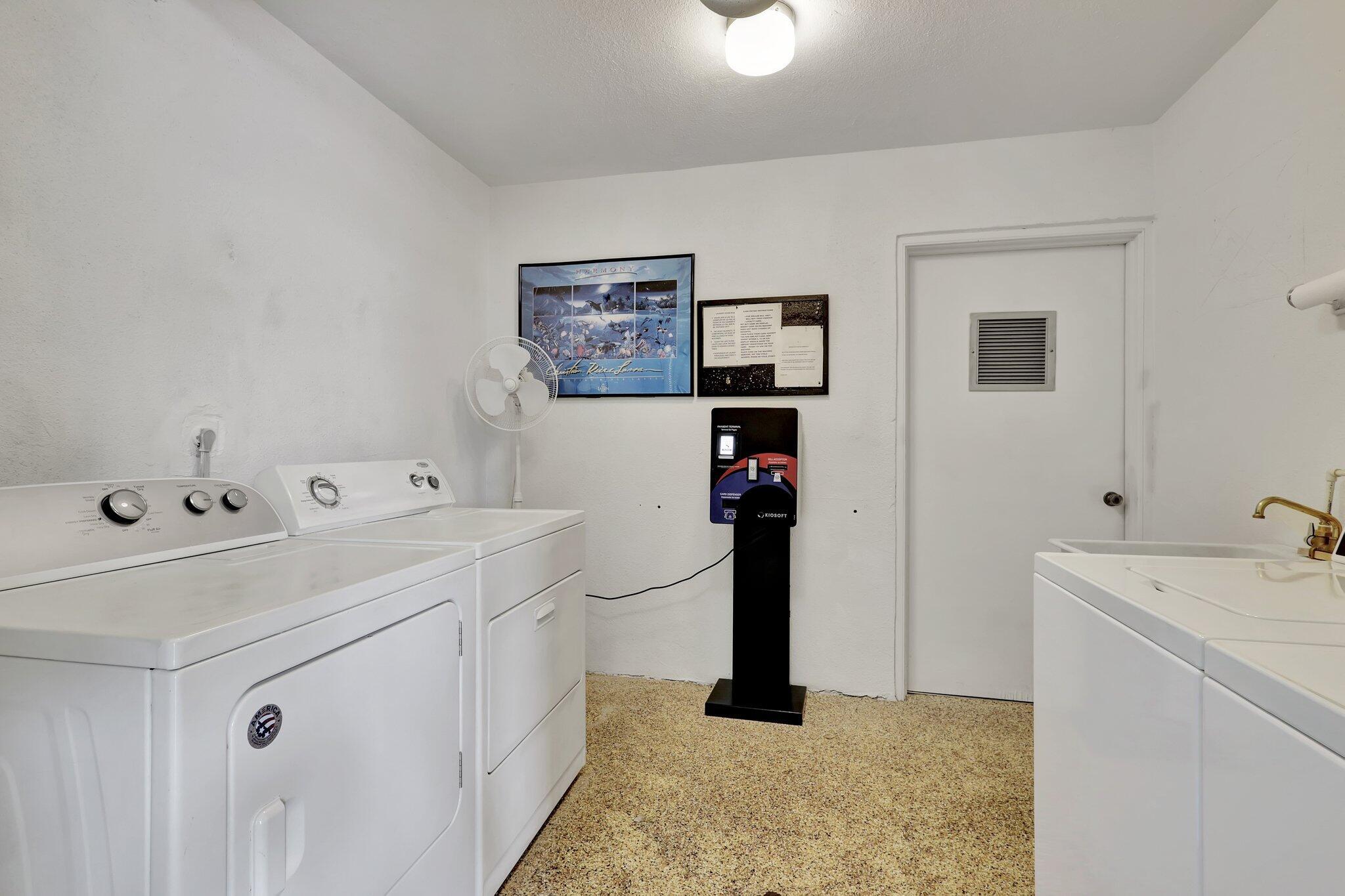 PARADISE HERBOUR - Residential Lease