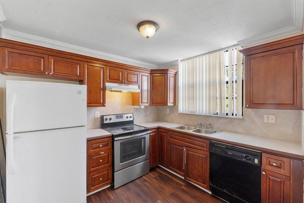 1794 NW 55TH Avenue 203