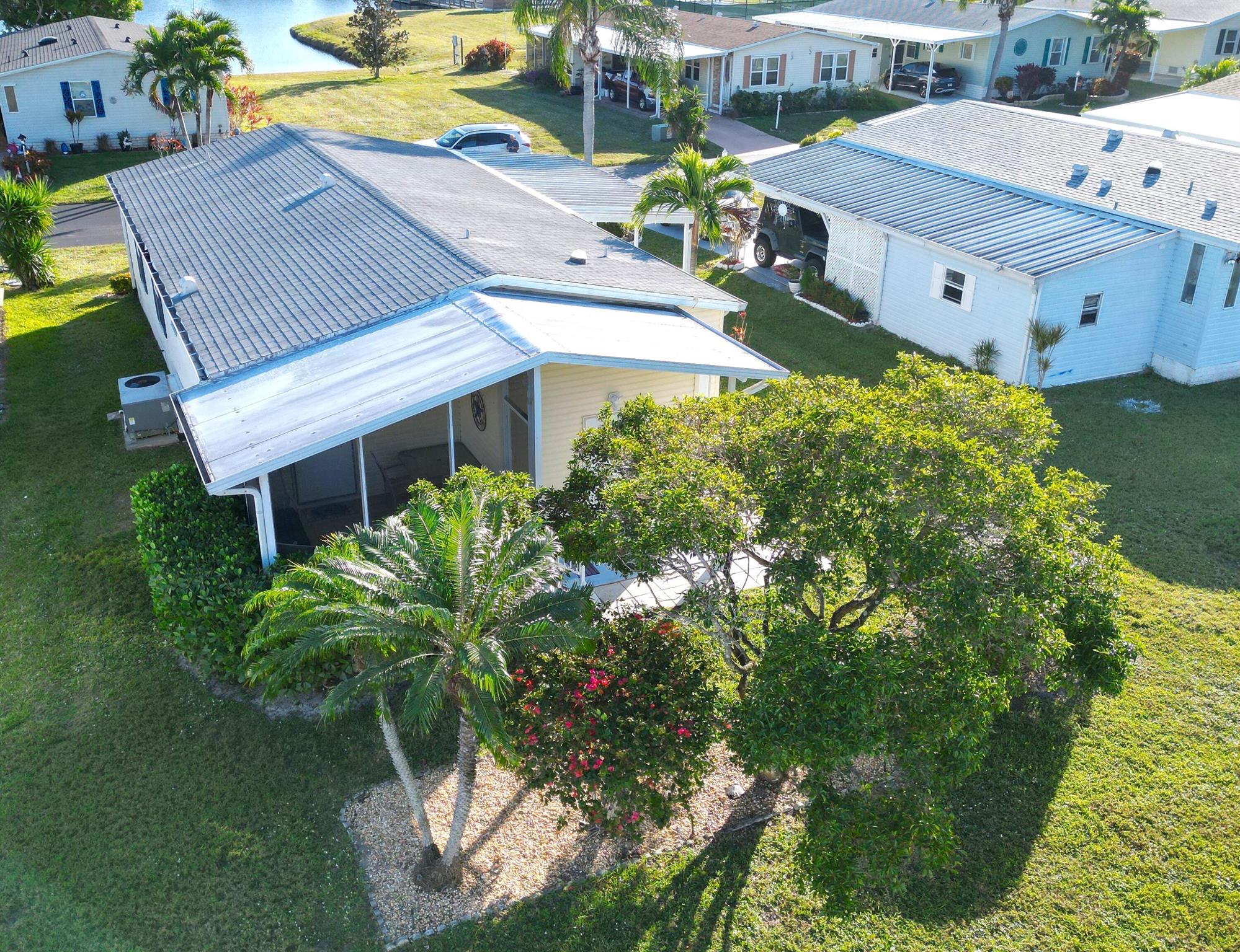 TROPICAL ISLES - Residential