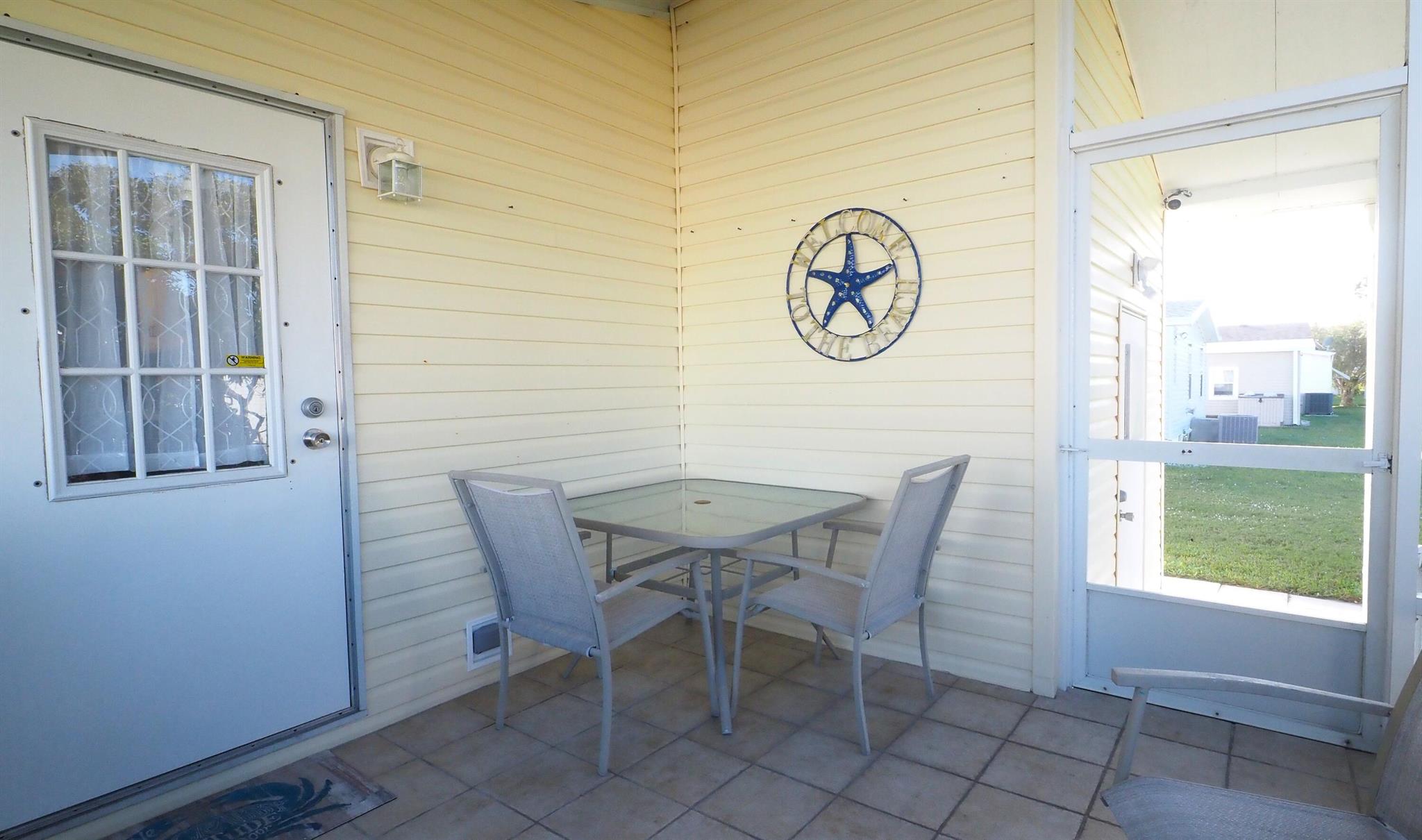 TROPICAL ISLES - Residential