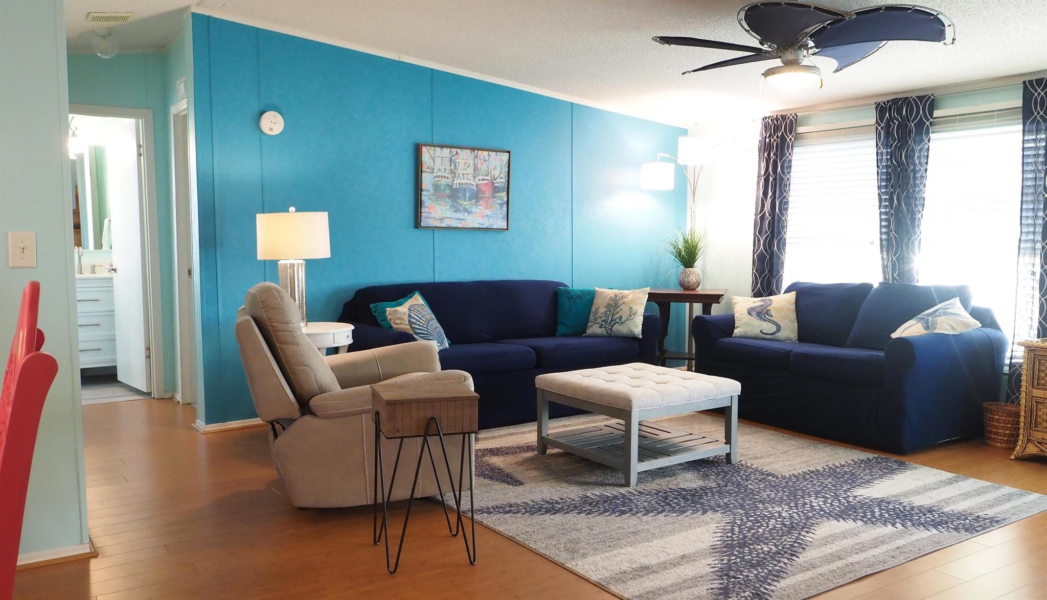 TROPICAL ISLES - Residential